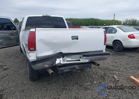 1997 Chevrolet Gmt-400 K1500 z USA, uszkodzony, nr VIN 1GCEK19R6VE177136